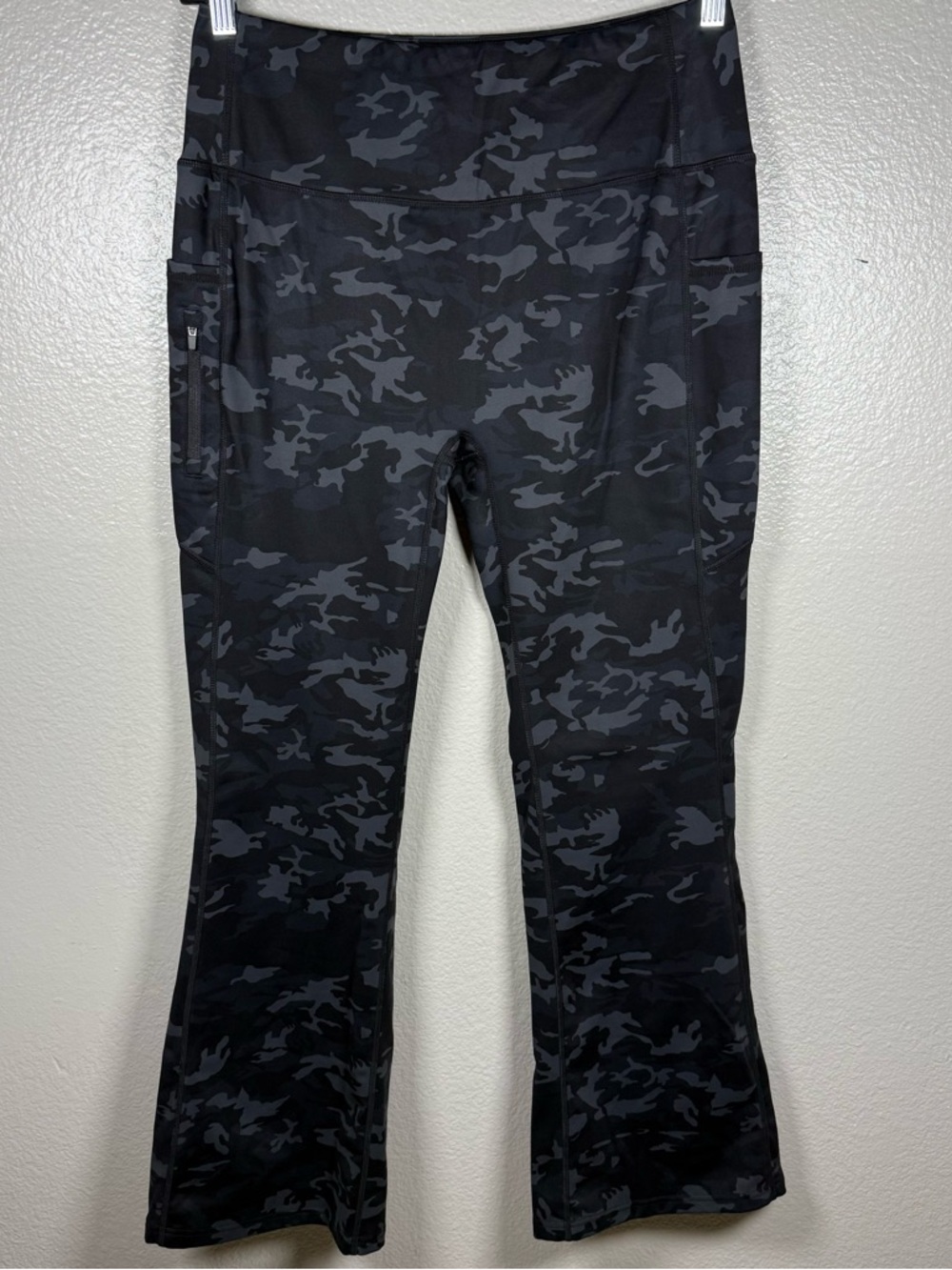 Santiny Black & Charcoal Camo Athletic Flare Leggings SZ:XL
